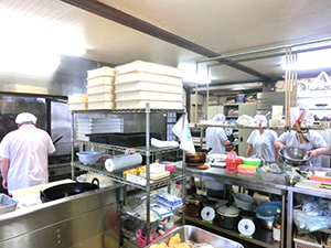 そすいの郷惣菜部の様子